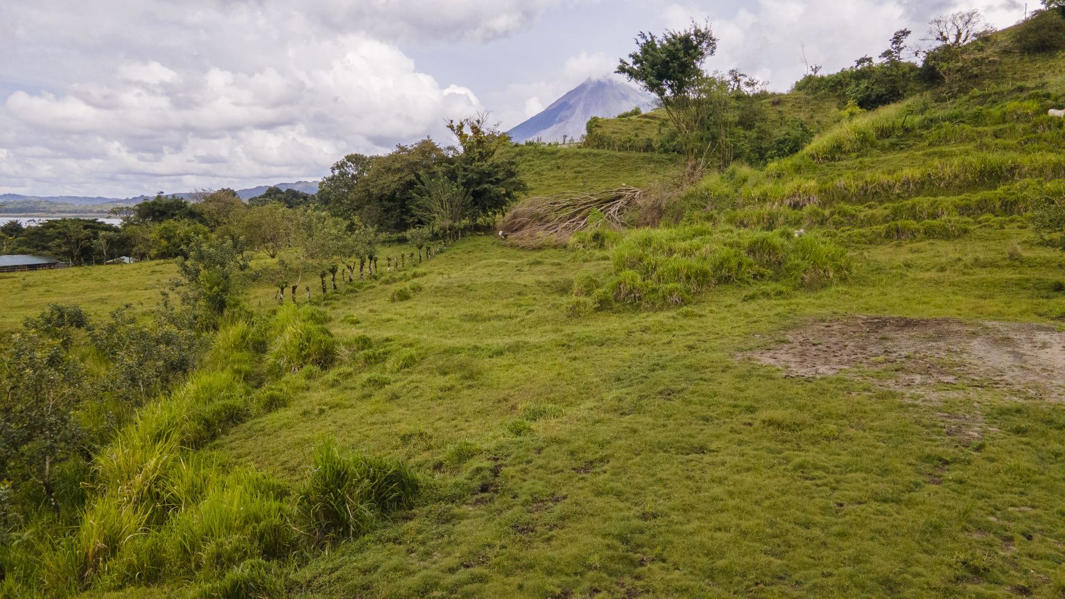Lot 3 for sale Lake Arenal Properties Costa Rica